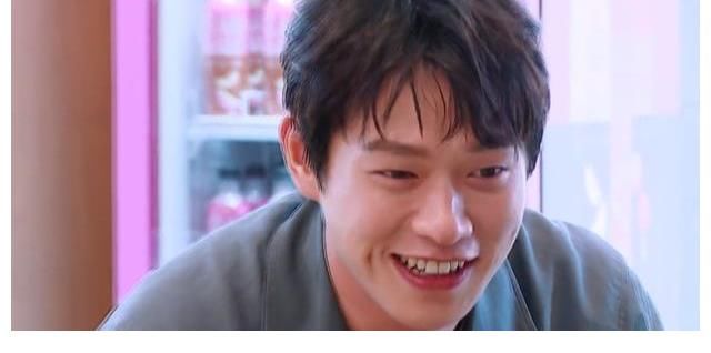 飞行嘉宾|魏大勋当导游被吐槽，陈飞宇笑着让其道歉，节目组玩得有点尬？