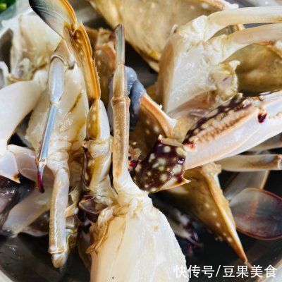 美味|#橄享国民味 热烹更美味#香辣蟹
