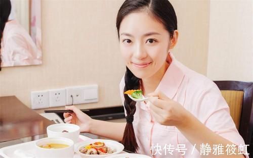 女星|35岁,五年剖四胎,还学外国人不坐月子,这女星如今的长相咋样了