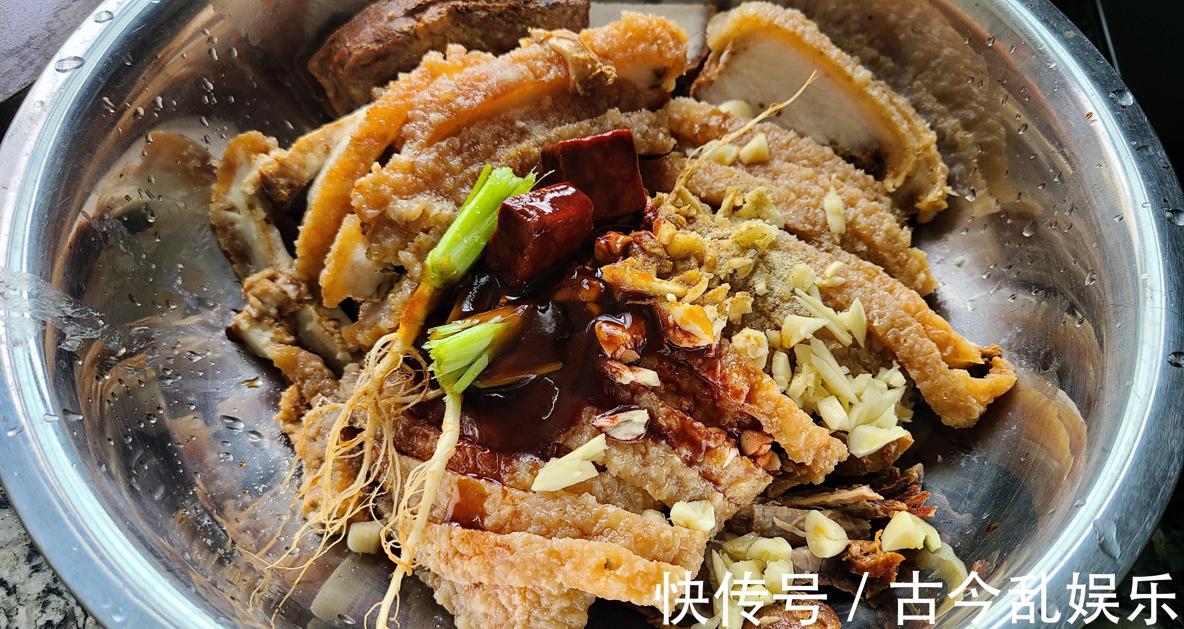 做扣肉，教你一个广东做法，简单美味，看着就馋