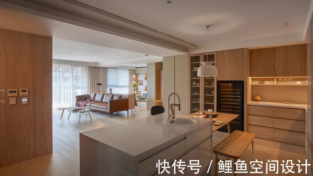 客厅|180㎡现代简约,暖色调的浪漫,温馨舒适自然