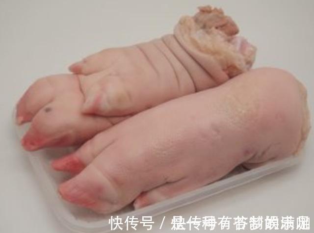 买猪蹄时,挑前脚好还是后脚好?大厨教你一招,以后别再瞎买