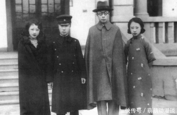 摆地摊|她是晚清最美格格,当了半辈子富贵闲人,晚年却沦落至街头摆地摊