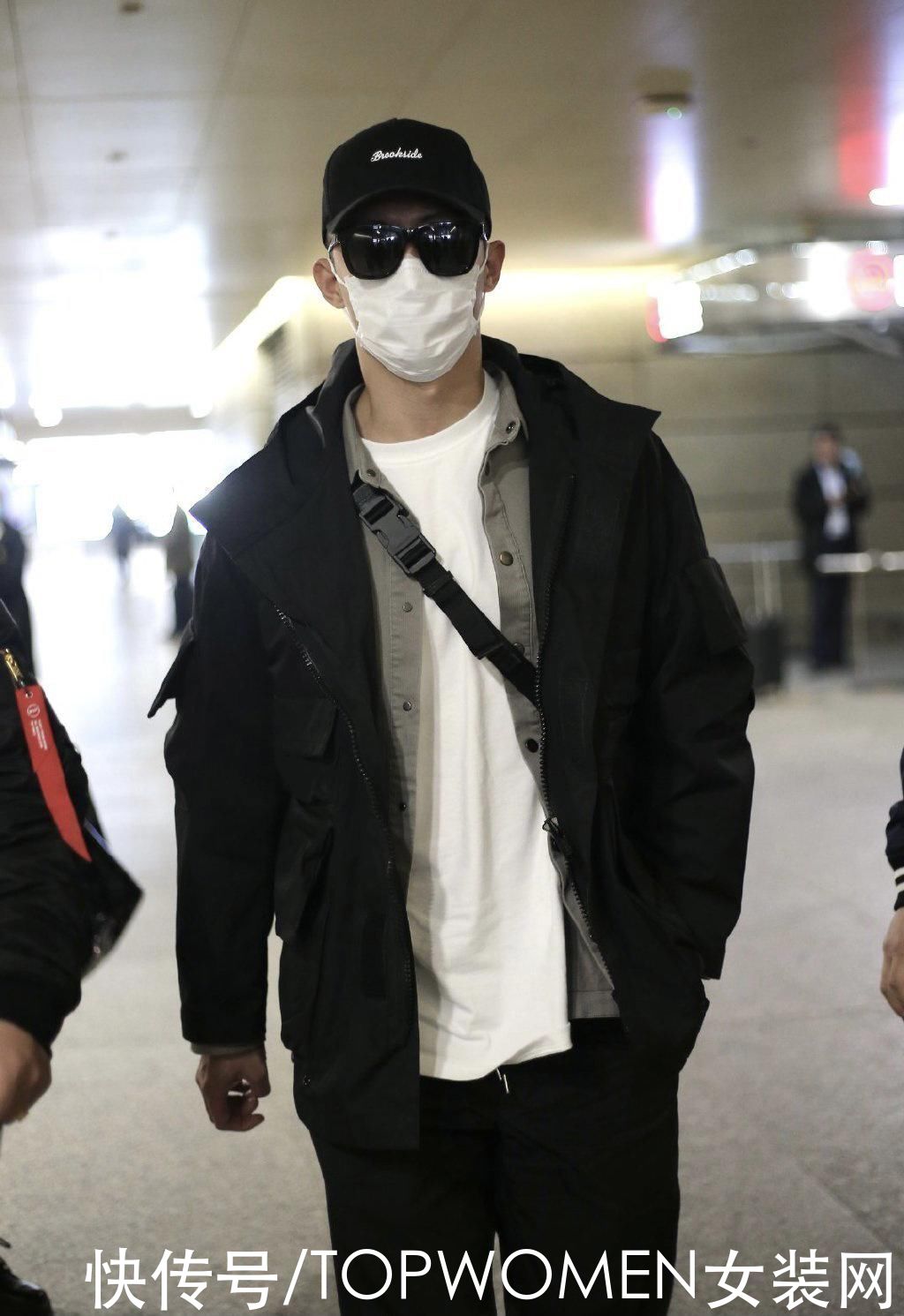 明星们最新出炉的机场照来啦，俊男俏女齐齐上线，你爱了吗