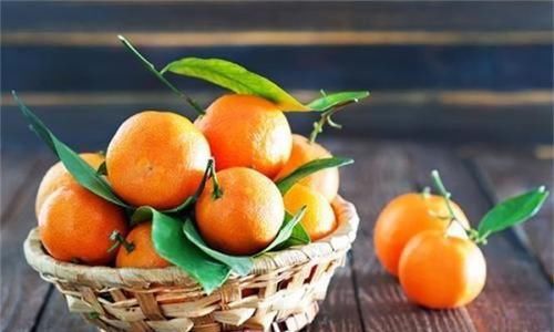 排毒养颜|女性到了中年常吃的食物，排毒养颜，润肠通便，清理体内毒素