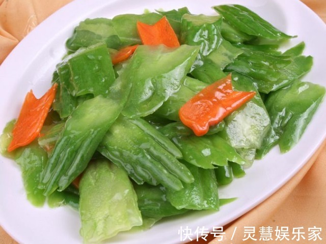 家常菜|女人经期最好别碰3种家常菜,会导致污血排不出,加重痛经