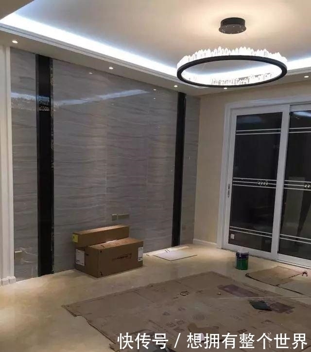 飘窗|婆婆不顾反对请亲戚装修,完工后我懵了飘窗改做柜子,谁见过