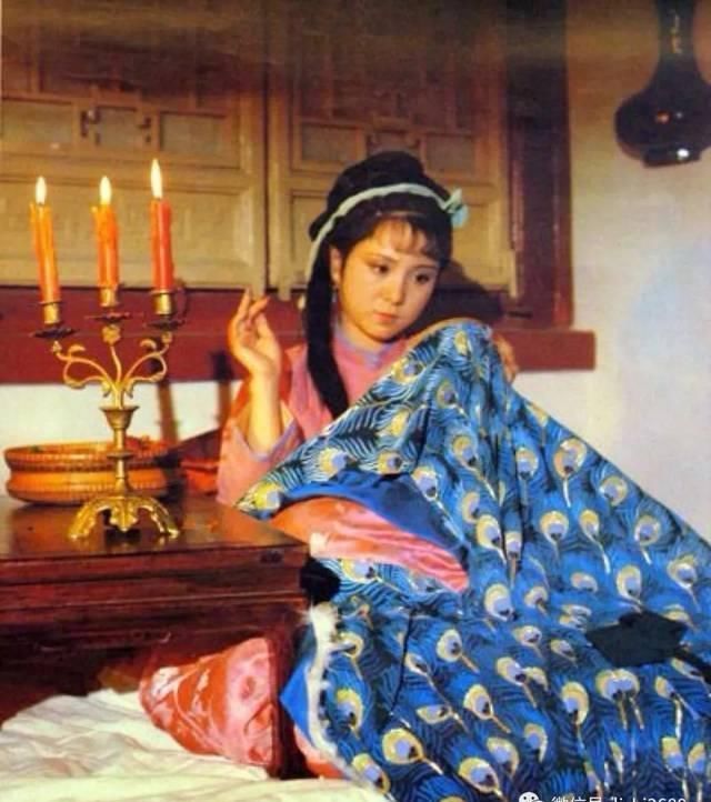 没流|晴雯算作贾宝玉最疼爱的丫环了,为什么她人死之后,宝玉却没流一滴泪