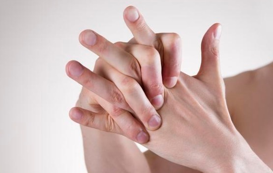 中老年人|想要活到九十九,那就经常搓搓手,老中医免费”普及“小知识