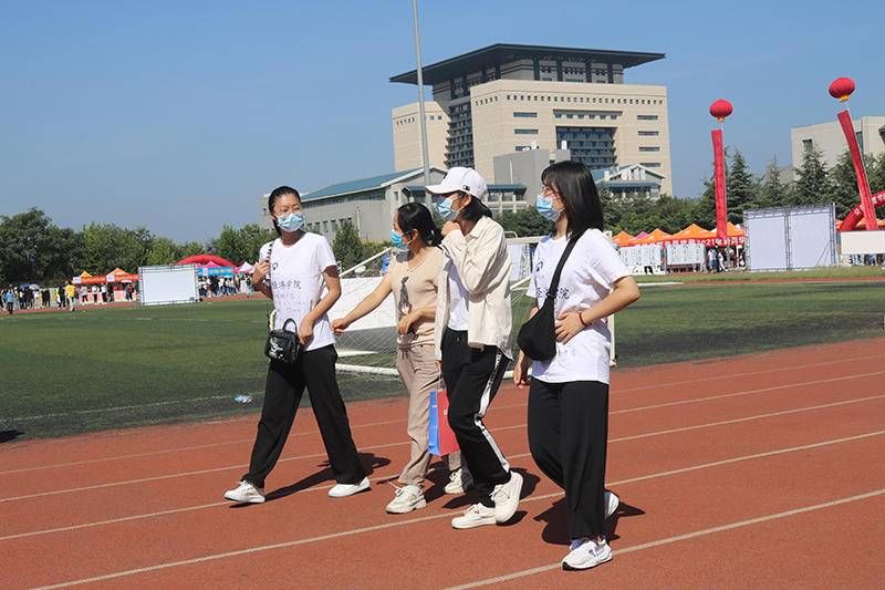 各学院|萌新来了！山东财经大学2021级本科新生分批报到