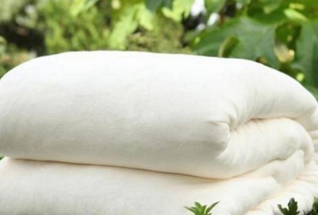 被子盖了1个月就有异味教你2个简单妙招,不用晒也能杀菌除异味