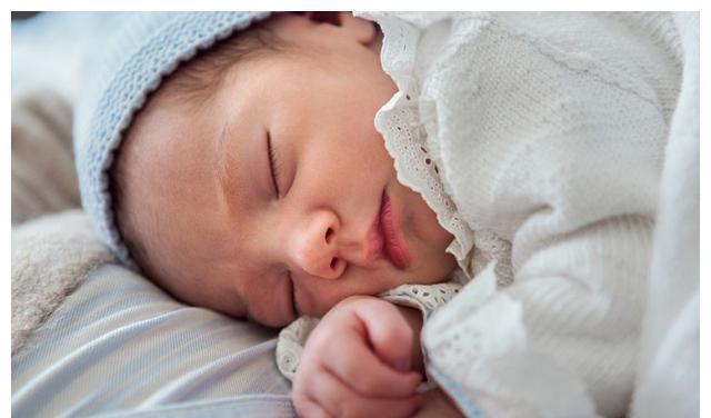 宝妈|宝宝出生时报的“几斤几两”,暗示智商高低?家长应该了解真相