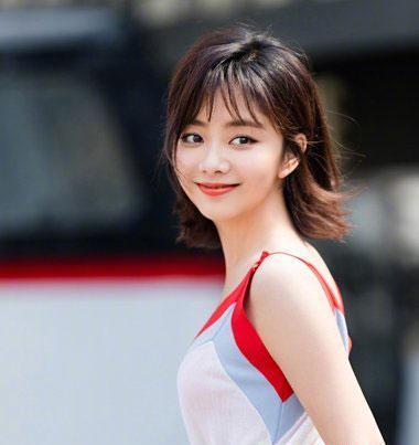 短发难打理,长发太无趣,这些齐肩发造型又美又飒还百变