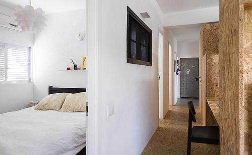 客厅|客厅做了一个超大柜子,一边是电视墙,一边是大书柜,确实很实用