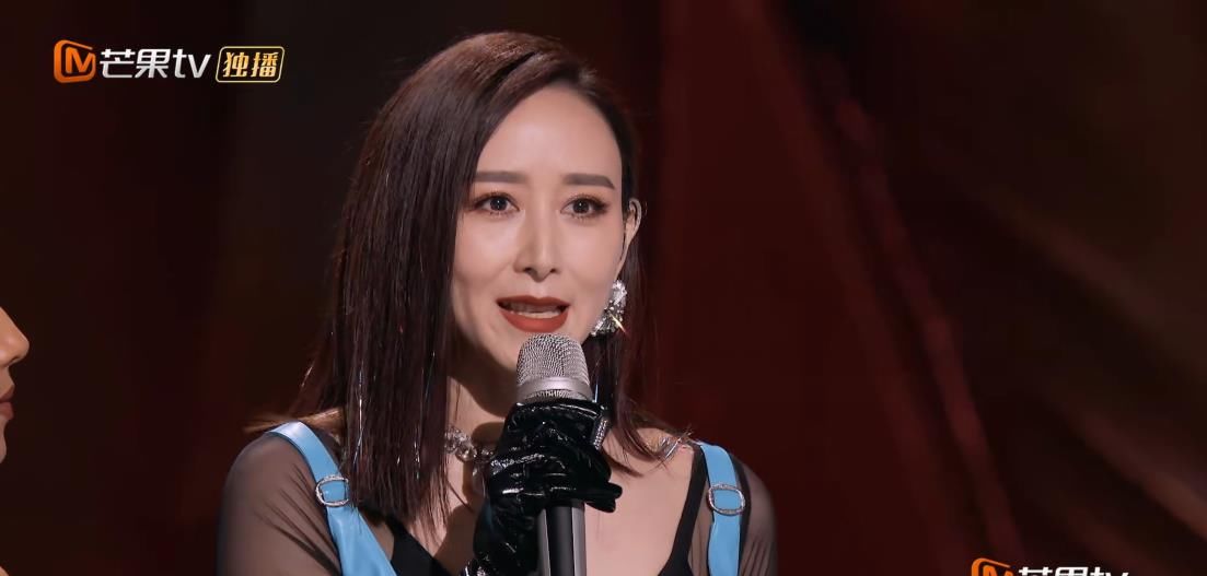 不卖惨不矫情，继王霏霏贡献正确拉票姿势后，王鸥四公拉票情商高