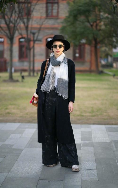 小个子穿大衣“显矮”？下面这几种穿法显高又洋气，一学就会