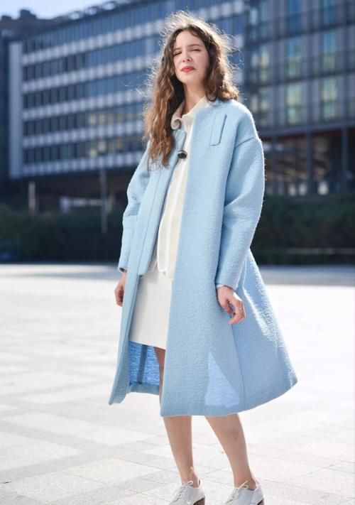 冬天就应该穿白色！学会这些“搭配重点”，绝对又美又吸睛