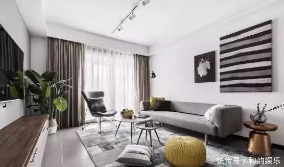 木色|同事家100㎡新房,头次见冰箱放玄关,灰白色调怎么看都不一样