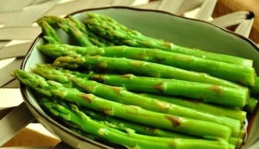 爱自己的女性，会常吃4种食物，排毒护肤，防子宫早衰！早知早好