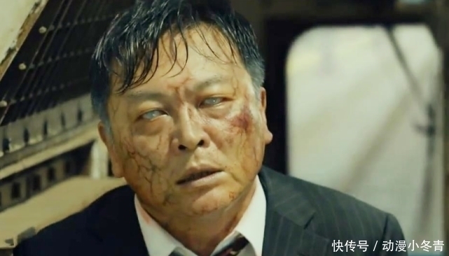 手指$美术生画被“丧尸咬过的手指”,本以为在乱画,看见成品:快去医院