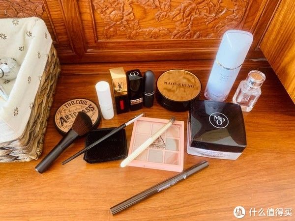 30+小姐姐的第一套彩妆好物