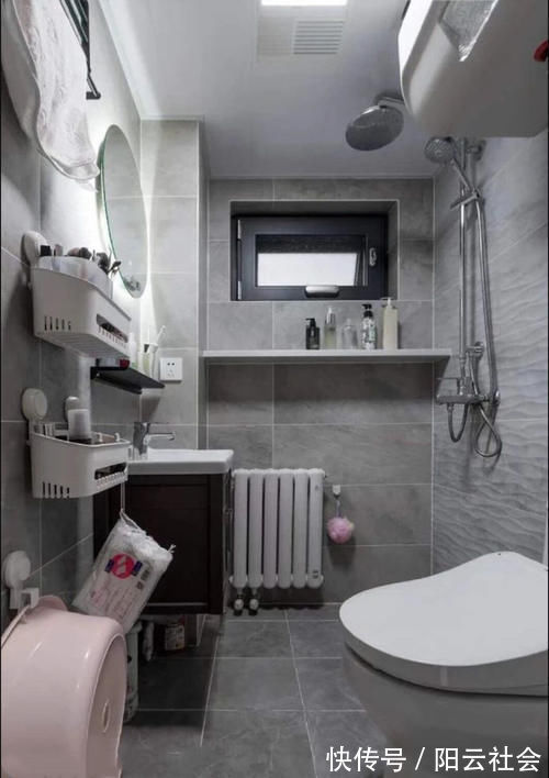 改造|小夫妻爆改老破小！阳台外扩打张榻榻米，直接把卧室装进客厅里！