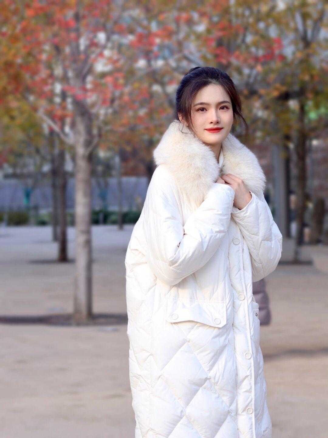 羽绒服 韩系风的羽绒服搭配,让你的气质更出众,保暖且显瘦