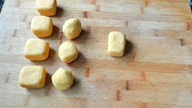 红薯泥|又到吃红薯的旺季，把红薯和火龙果这样做，营养全面，全家都爱吃