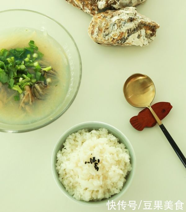 饭店大厨说漏嘴的秘密，萝卜生蚝汤这样做才好吃