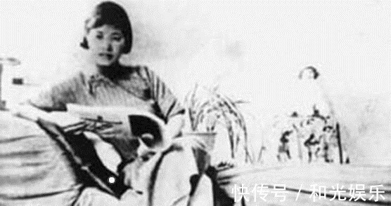 凌淑华&泰戈尔称,此女与林徽因不相上下,可惜情感上摔得太惨,跌落神坛!