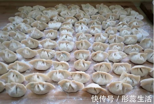 这才是素饺子馅最好吃的做法，鲜香不油腻，比肉馅的都好吃