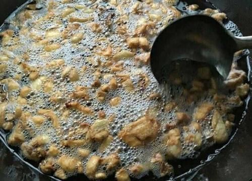  饺子|我准备扔的“垃圾”婆婆却拿来包饺子，老公一口气吃40个说不过瘾