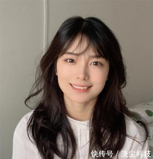 小姐姐 方脸的女生适合什么发型、穿搭?送你一份形象指南,够用四五年了