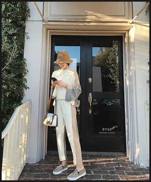 时尚|卫衣乃是时尚单品，怎么穿都是时髦又洋气，可爱不失气质！