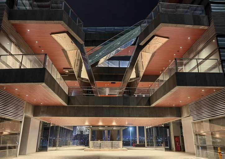 龙湖金融岛|星光璀璨!带你逛夜幕下的龙湖金融岛