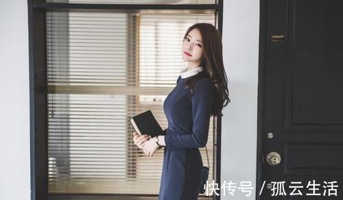 穿搭 美女穿搭:职场范十足的修身裙,干练有素,高冷极了!