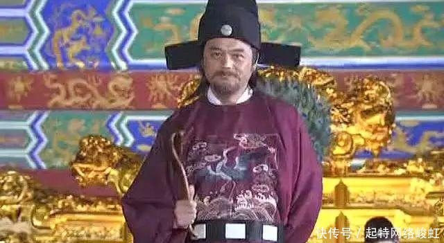 朱元璋|刘伯温和胡惟庸相互陷害，朱元璋：你们再斗也是朕的棋子