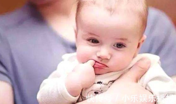 磨牙棒|医生劝诫:此物不给孩子吃,发育慢出牙晚,别当坏毛病,都是教训