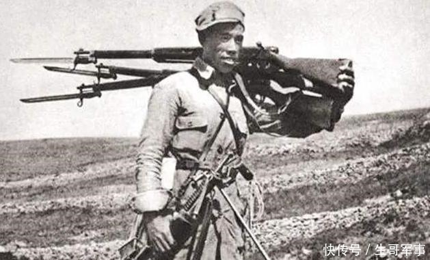 中国|104岁老人去世,子女收拾遗物时发现数枚勋章,才知晓老人身份