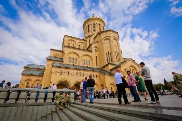 又一旅游国家被中国游客发现，不但比泰国还廉价，比法国还浪漫