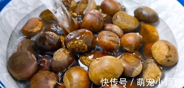 糖炒板栗|板栗新做法，不用烤箱，不用锅炒，个个笑开口，比糖炒板栗好吃