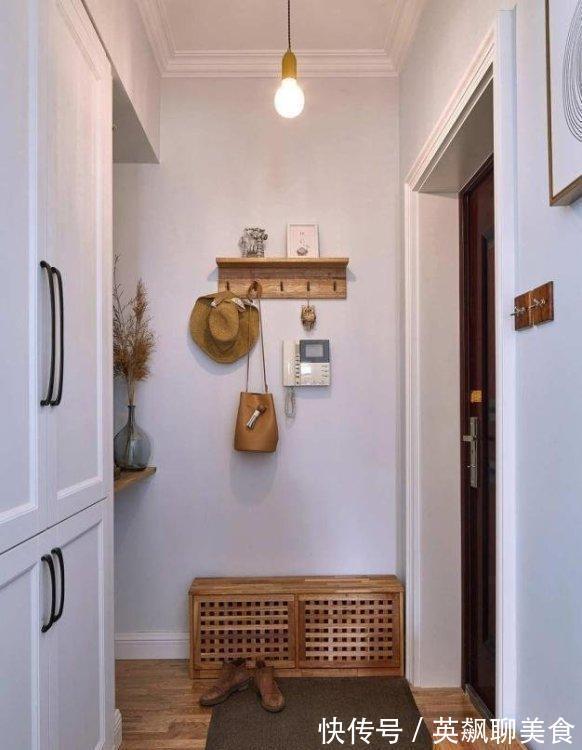 玄关|55㎡奇葩两居巧规划，不敢浪费半平米，衣帽间、浴室真像样，跪服