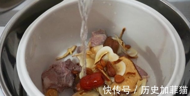 清热解暑|立秋之前，多给家人喝这糖水，营养美味又润燥，隔三差五喝一次！