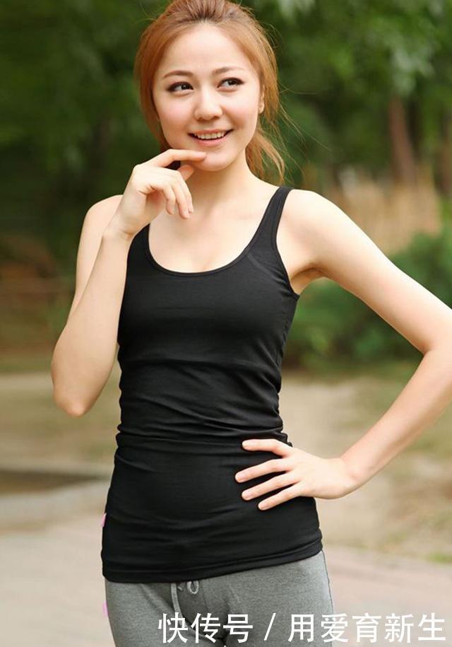 时尚 紧身打底裤,整体感觉简约而不失精致,更加清新靓丽