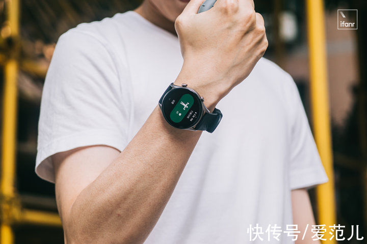 Amazfit 跃我 GTR 3 Pro 体验：两周一充，千元售价，还新增了血压筛查