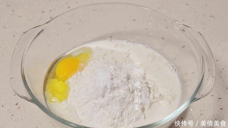 加它做的油条,味道很正,又松又脆又香,凉透了也香的可以当零食