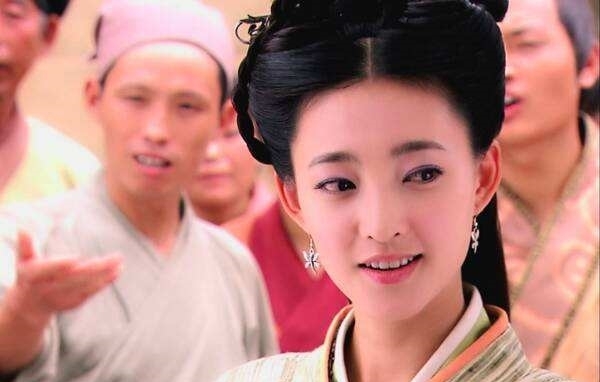 婚嫁|她是抛夫弃女的拜金女，二婚嫁给皇帝，还生下大汉天子