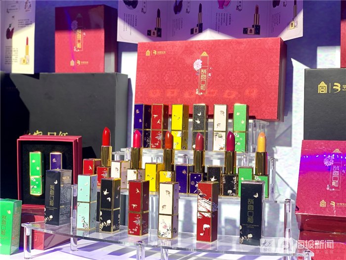 章丘|“济南味儿”十足！“二安”邮票、章丘铁锅亮相济南展厅