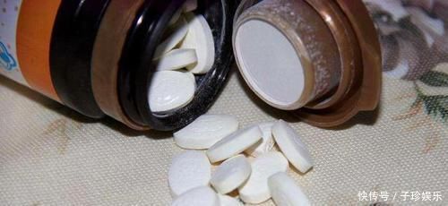 别只用阿司匹林,“扦插”用上这“3药粉”,7天“白根”肥又壮