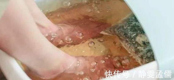 热水泡脚|补气血最厉害的不是红枣，专家教我一个金方，改善气虚贫血